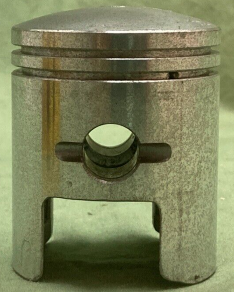 NEW GENUINE SUZUKI 12110-23000 PISTON CRANKSHAFT FOR RV90