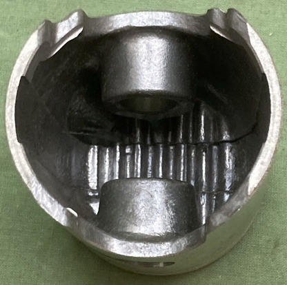 NEW GENUINE SUZUKI 12110-25603-050 PISTON CRANKSHAFT FOR TS100 TS100 GT185