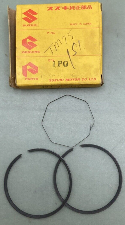 NEW GENUINE SUZUKI 12100-25870 PISTON RING SET