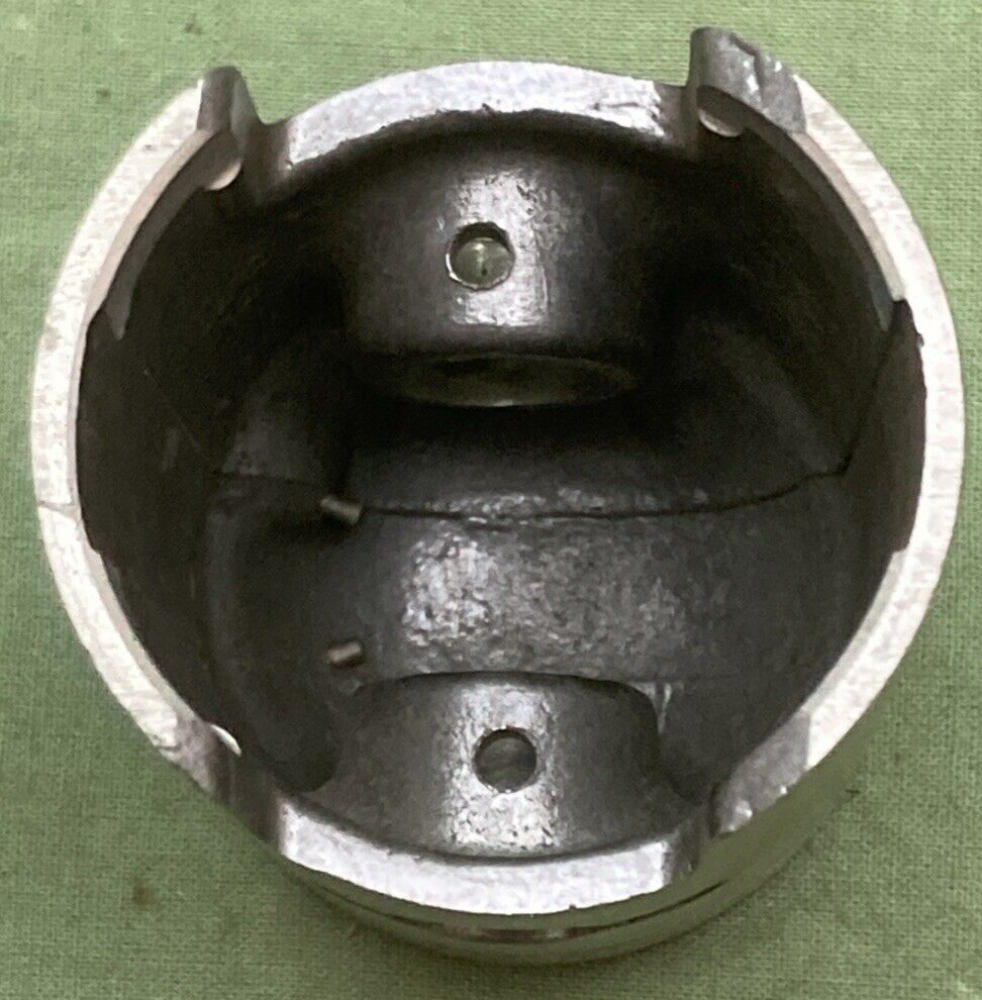 NEW GENUINE SUZUKI 12110-20740 PISTON CRANKSHAFT FOR T125 T125R