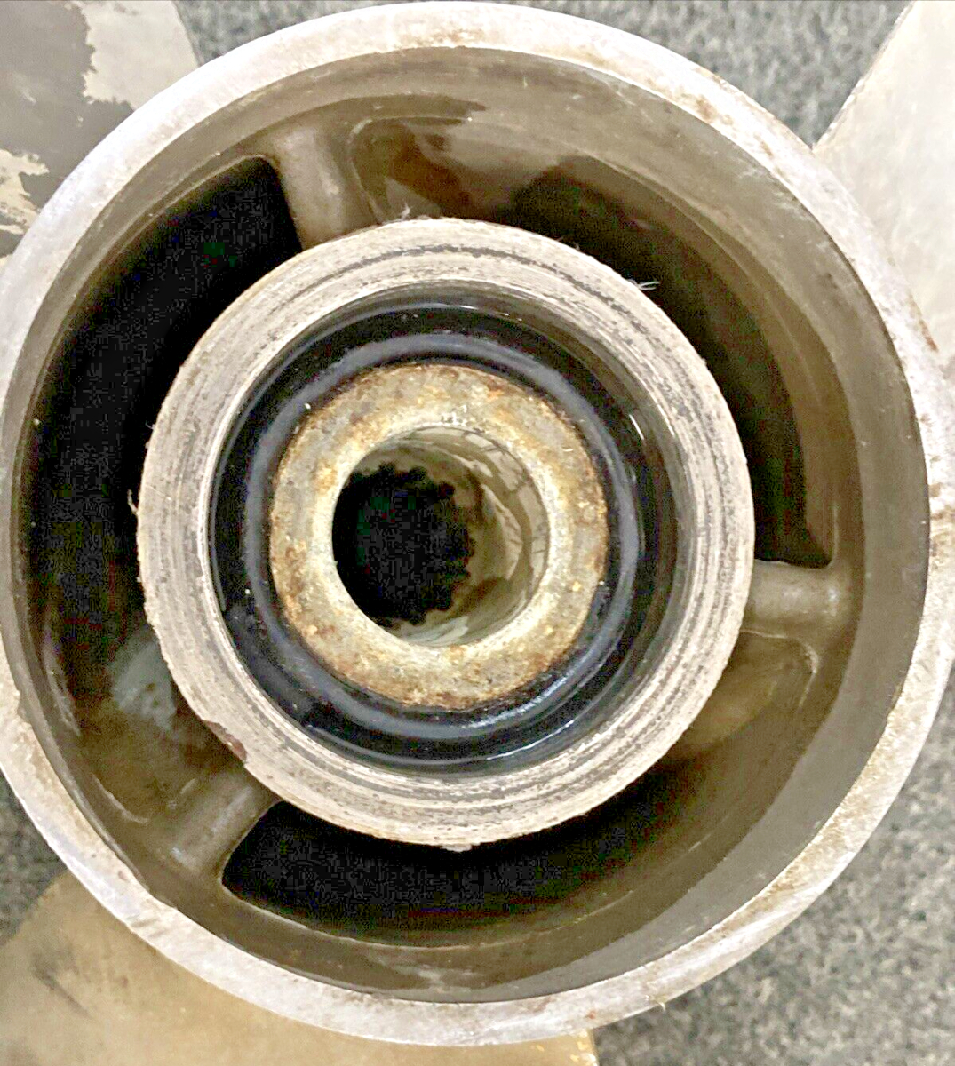 GENUINE MERCURY 48-74268 13 3/4 x 21 STAINLESS Propeller, RH