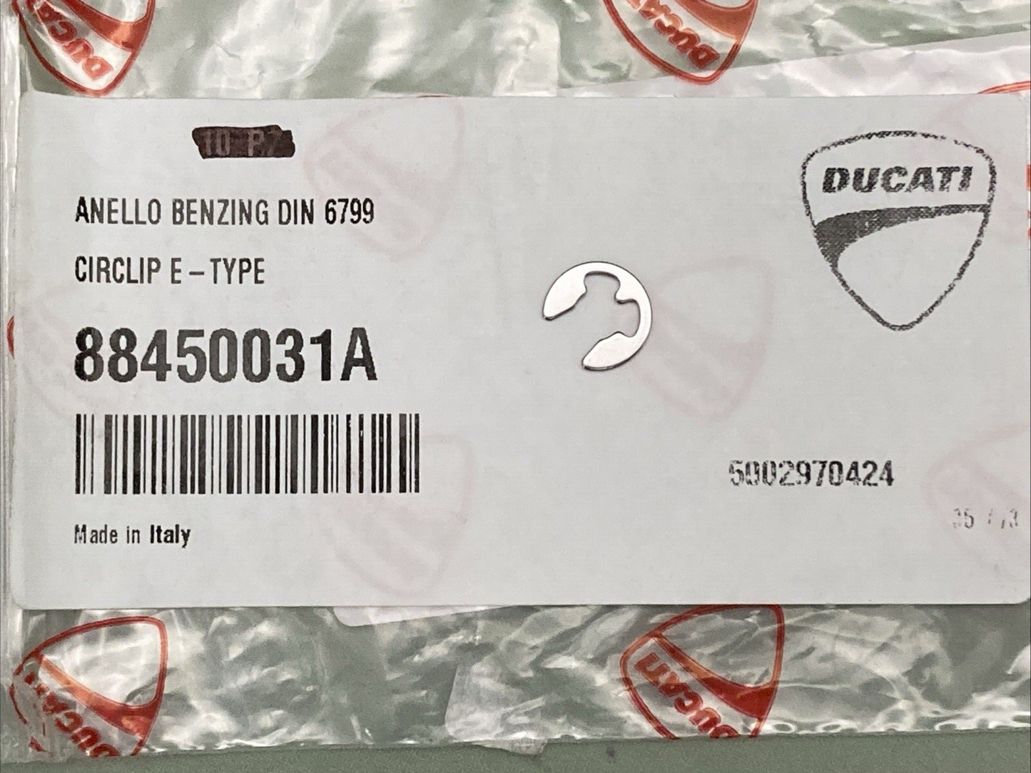 NEW GENUINE DUCATI 88450031A CIRCLIP E-TYPE