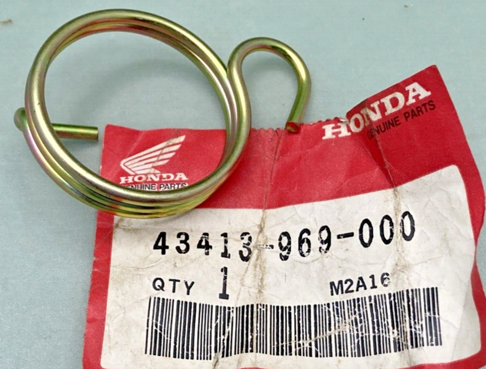 NEW GENUINE HONDA 43413-969-000 REAR BRAKE DRUM SPRING RETURN BIG RED ATC200es