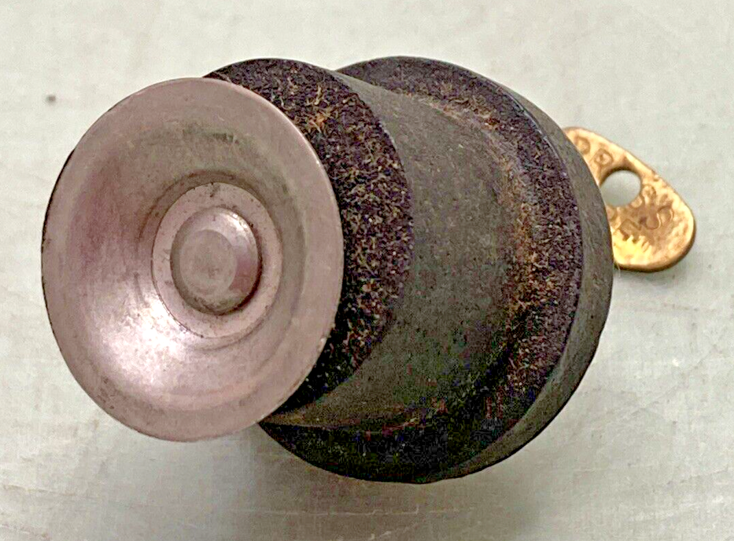 NEW MOELLER DECK/BAITWELL 7/8" SNAP PLUG