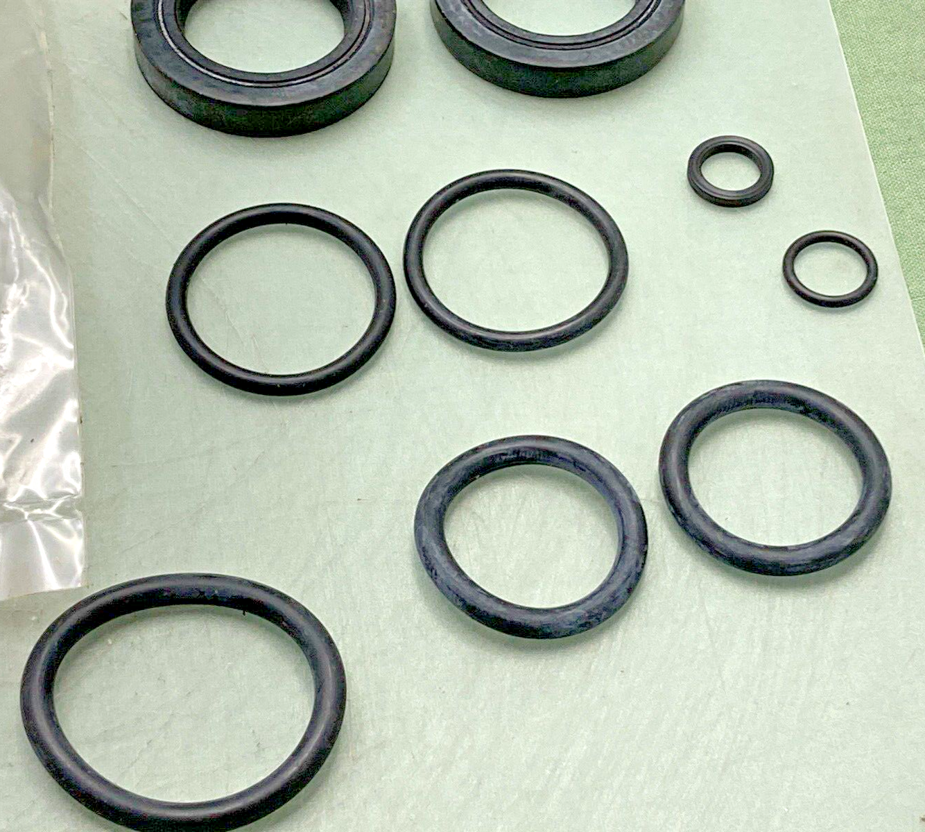 NEW MERCURY QUICKSILVER 26-88397A1 SEAL KIT, INCOMPLETE KIT