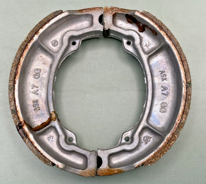 NEW GENUINE YAMAHA 23X-W2536-00 BRAKE SHOE SUPERSEDED BY 3KGW253E-00-00