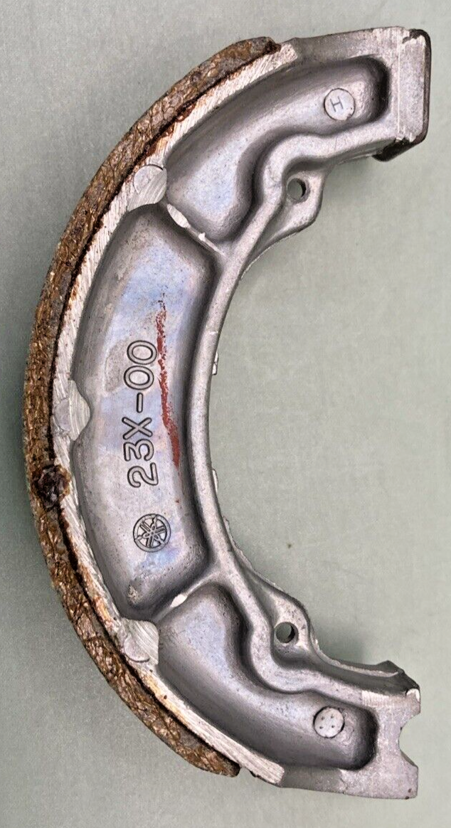 NEW GENUINE YAMAHA 23X-W2536-00 BRAKE SHOE SUPERSEDED BY 3KGW253E-00-00