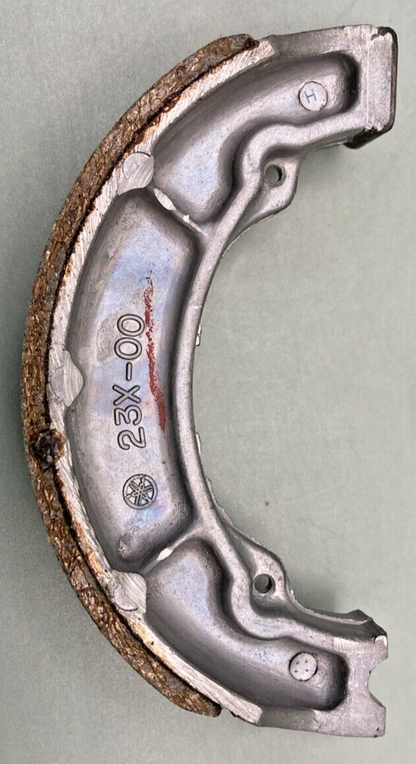 NEW GENUINE YAMAHA 23X-W2536-00 BRAKE SHOE SUPERSEDED BY 3KGW253E-00-00