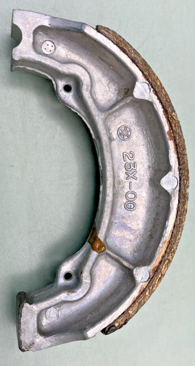 NEW GENUINE YAMAHA 23X-W2536-00 BRAKE SHOE SUPERSEDED BY 3KGW253E-00-00