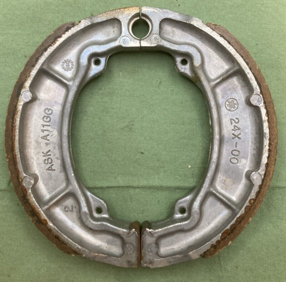 NEW GENUINE YAMAHA 24X-25330-00 BRAKE SHOE SET OFF-ROAD MOTORCYCLE