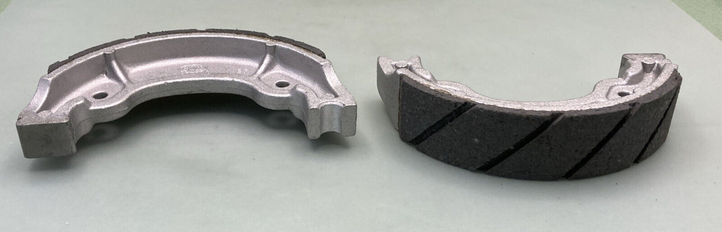 NEW REPLACES EMGO 93-27277 BRAKE SHOES, GROOVE SHOE130 X28 MM