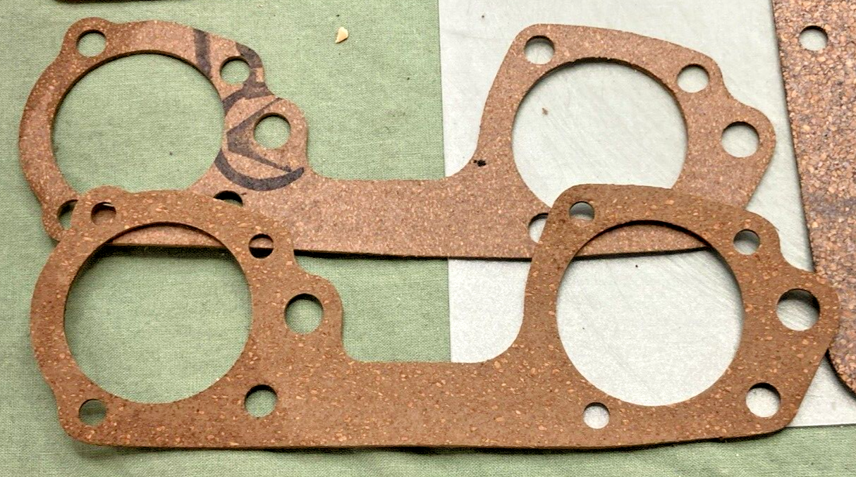 NEW OMC 0439083 GASKET SET, INCOMPLETE KIT