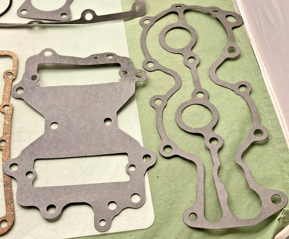 NEW OMC 0439083 GASKET SET, INCOMPLETE KIT