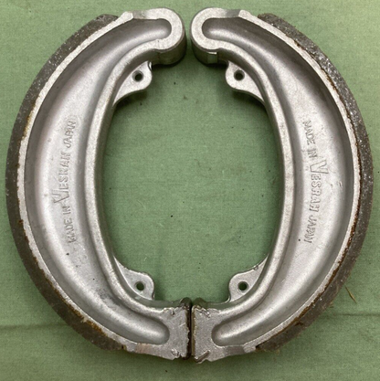 NEW GENUINE VESRAH VB-125 BRAKE SHOE SET MOTORCYCLE FOR HONDA