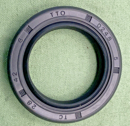 QTY 2  NEW REPLACES J&M ATV FS107 FRONT SEAL 28428