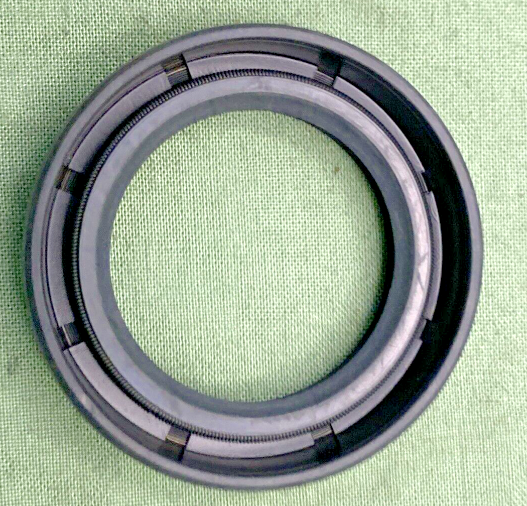 QTY 2  NEW REPLACES J&M ATV FS107 FRONT SEAL 28428