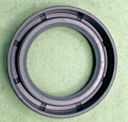 QTY 2  NEW REPLACES J&M ATV FS107 FRONT SEAL 28428