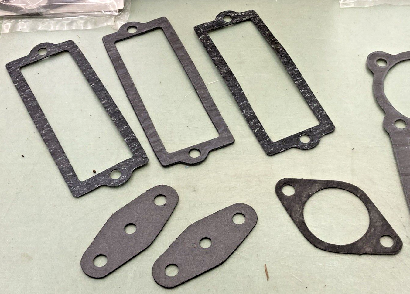 NEW SIERRA 18-4404 POWERHEAD GASKET SET, INCOMPLETE KIT