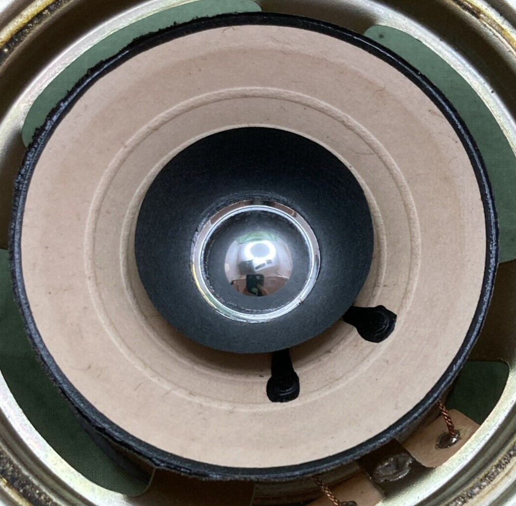 NEW GENUINE SUZUKI 39102-24A10 SPEAKER ASSEMBLY