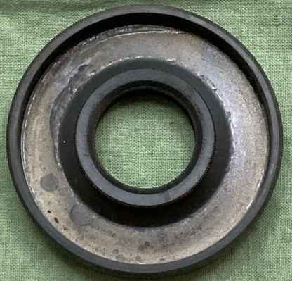 NEW GENUINE SUZUKI 09283-20003 OIL SEALS CRANKSHAFT MOTORCYCLE