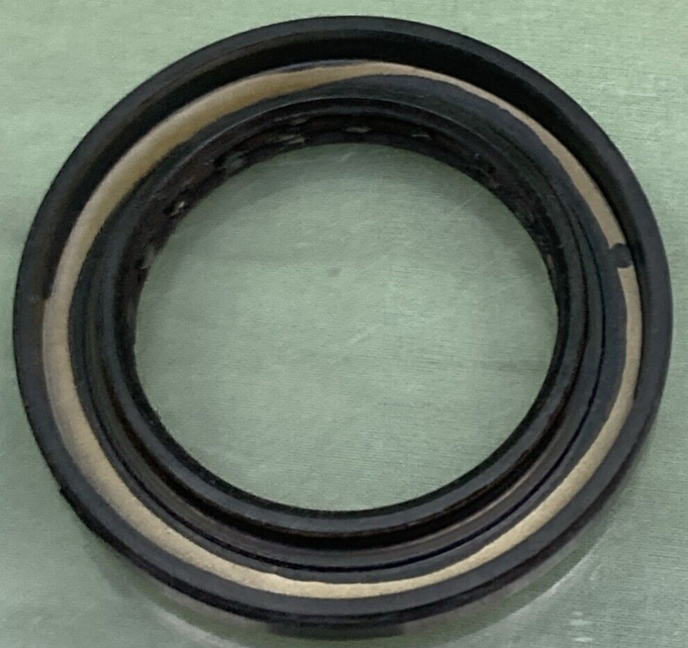 NEW GENUINE SUZUKI 09283-42013 OIL SEAL REAR WHEEL FINAL BEVAL GEAR ATV