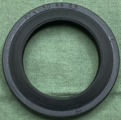 NEW GENUINE SUZUKI 09283-30005 OIL SEAL DRIVE SHAFT OFF-ROAD MOTORCYCLE