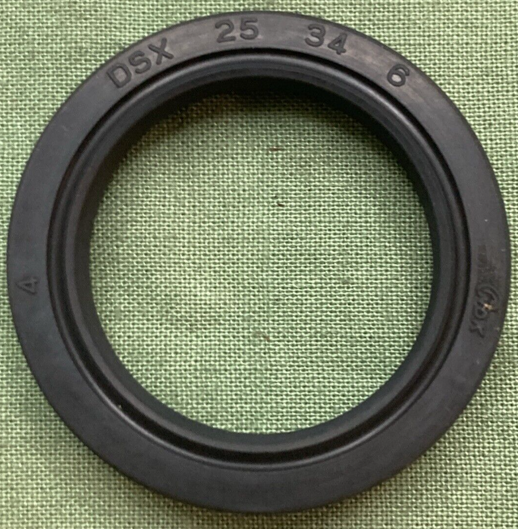 NEW GENUINE SUZUKI 09285-25002 OIL SEAL BALL GUIDE