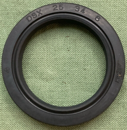 NEW GENUINE SUZUKI 09285-25002 OIL SEAL BALL GUIDE