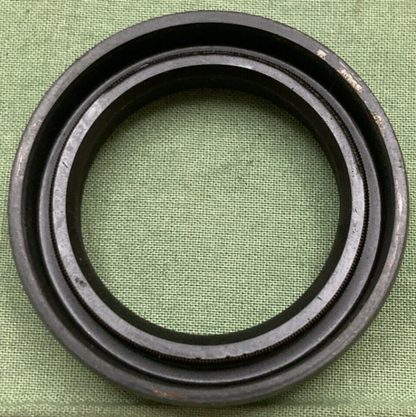 NEW GENUINE SUZUKI 51153-44031 OIL SEAL FORK FRONT