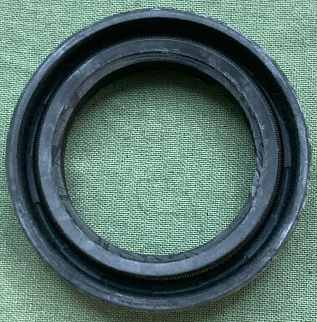 NEW GENUINE SUZUKI 51153-48420 OIL SEAL FORK FRONT