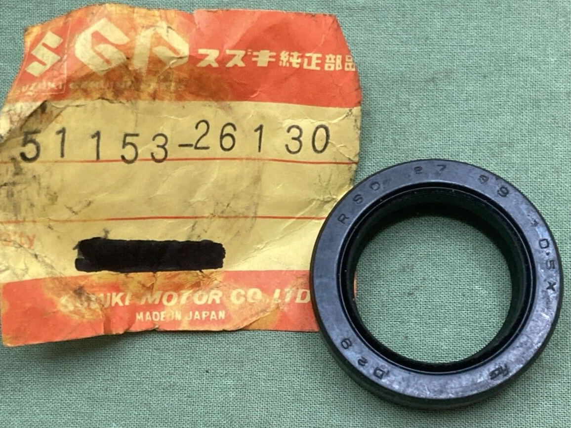 NEW GENUINE SUZUKI 51153-26130 OIL SEAL FORK FRONT