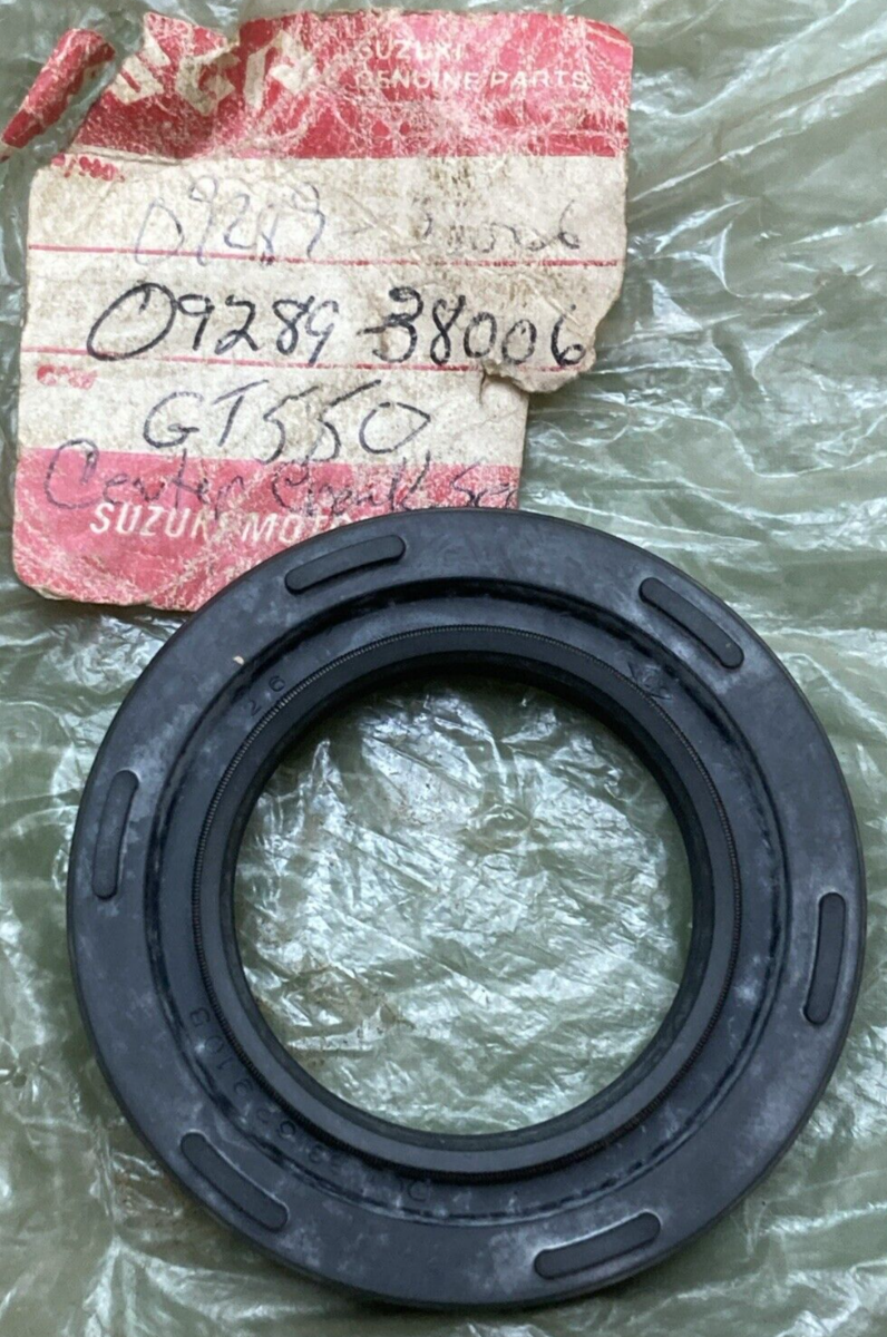 NEW GENUINE SUZUKI 09289-38006 OIL SEAL CRANKSHAFT
