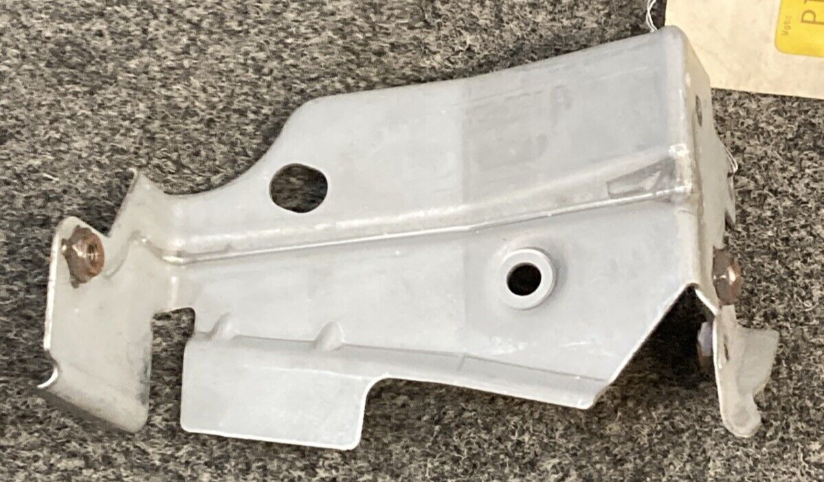 NEW REPLACES MOPAR 05101667AA Front Support, Left