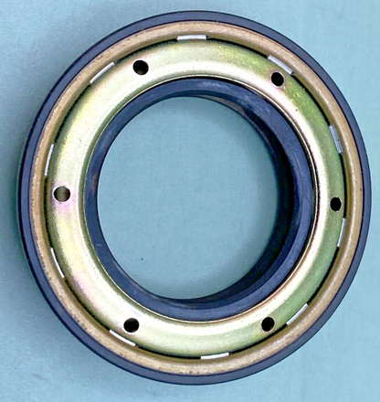 NEW NOK BW2248E OIL SEAL 45X68X15