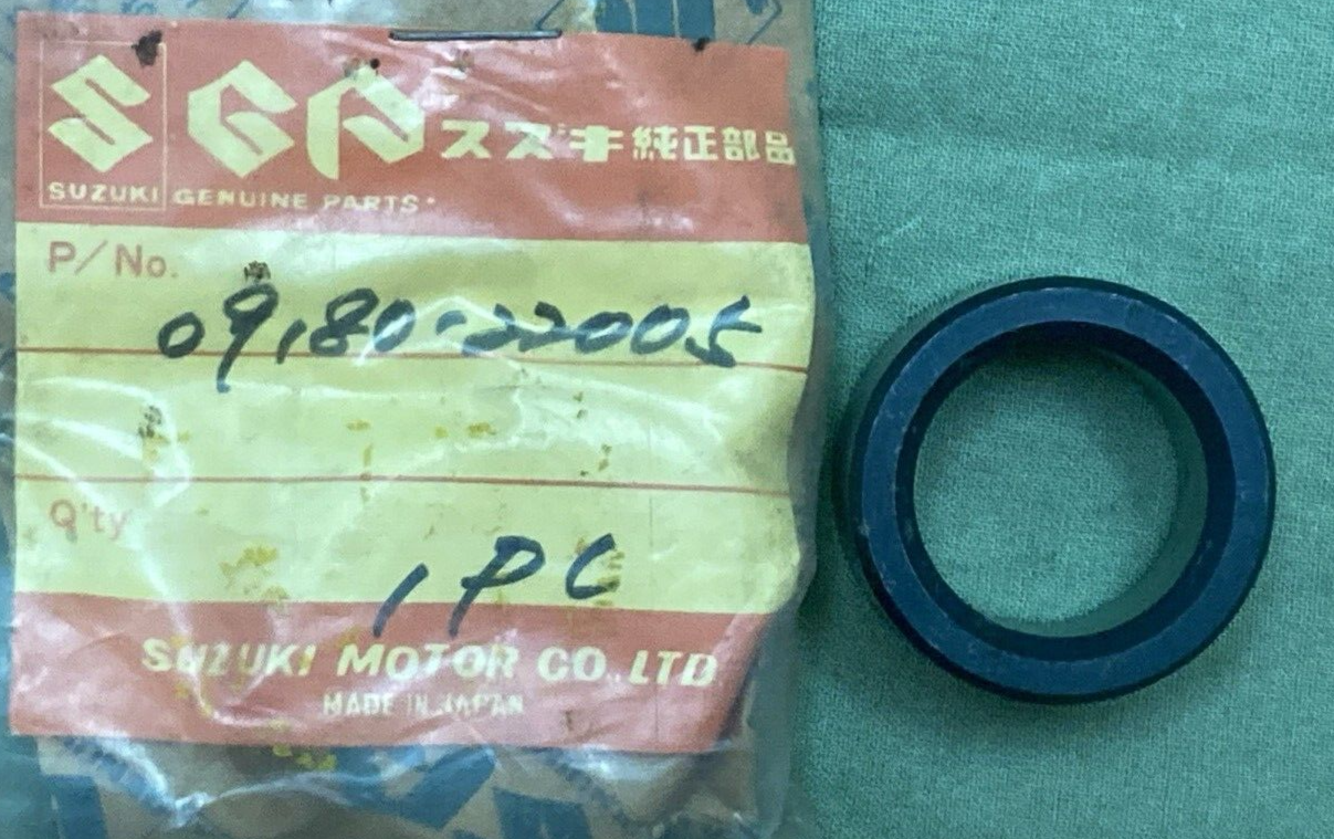 NEW GENUINE SUZUKI 09180-22005 SPACER TRANSMISSION