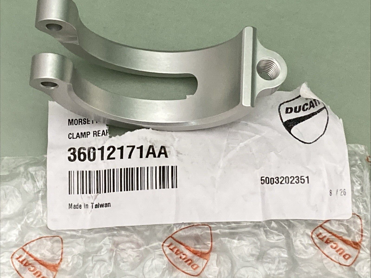 NEW GENUINE DUCATI  36012171AA CLAMP REAR