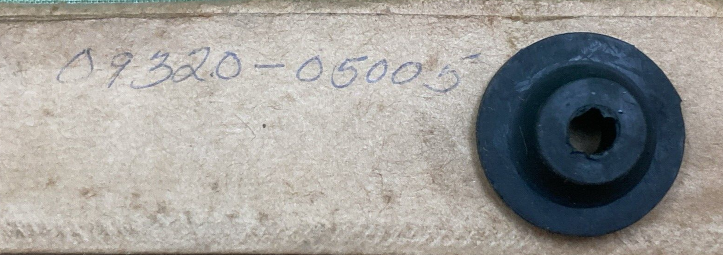 NEW REPLACES SUZUKI 09320-05005 CUSHION