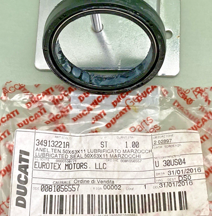NEW GENUINE DUCATI  34913221A SEAL OIL, FORK