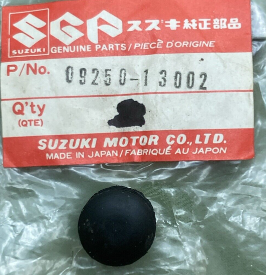 QTY 2 NEW GENUINE SUZUKI 09250-13002 Plug Brake Hole