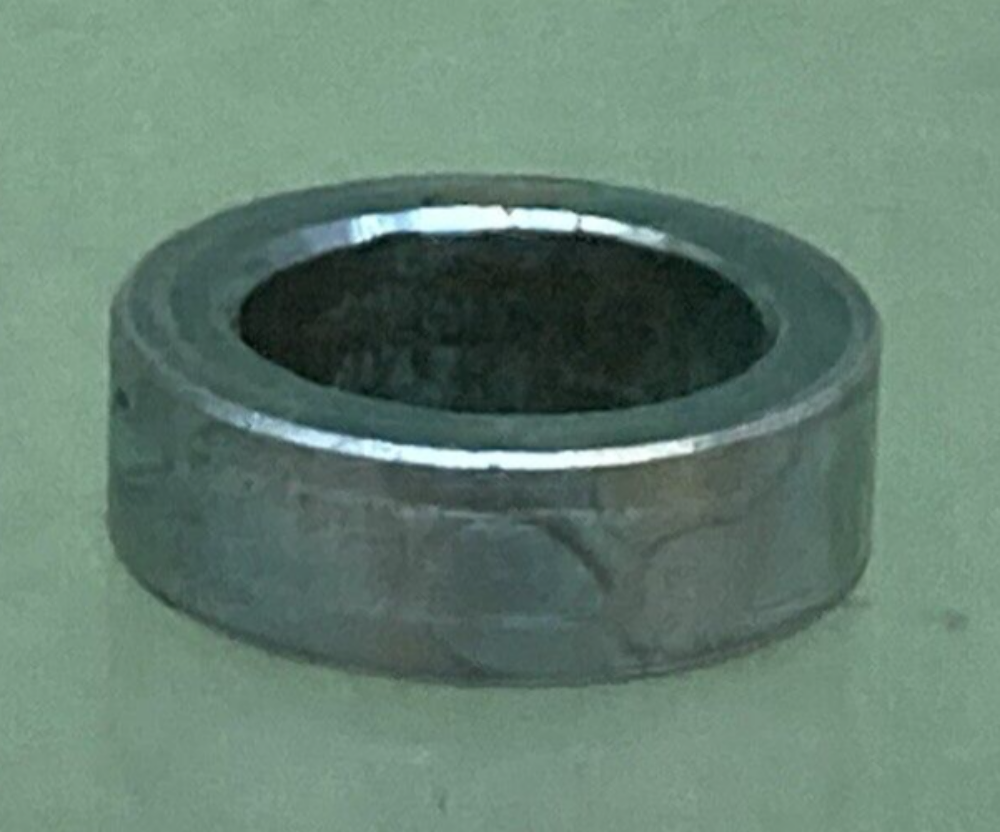 QTY 2 NEW GENUINE SUZUKI 09180-10038 Exhaust Support Bracket Damper Spacer