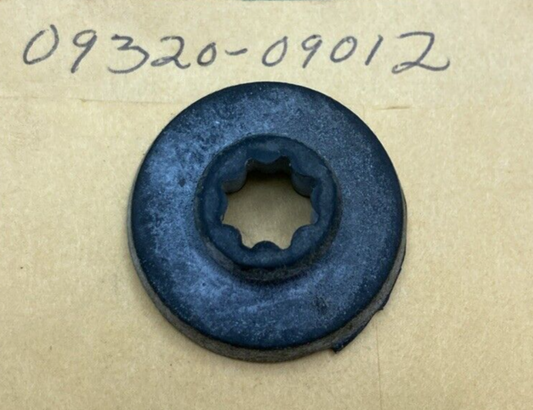 NEW REPLACES SUZUKI 09320-09012 CUSHION REAR COMBINATION LAMP