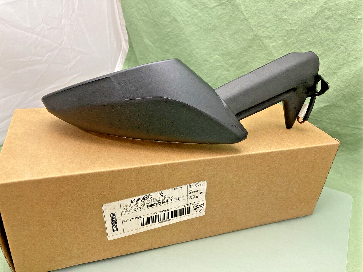 NEW GENUINE DUCATI 523S0533C REAR-VIEW MIRROR R.H.