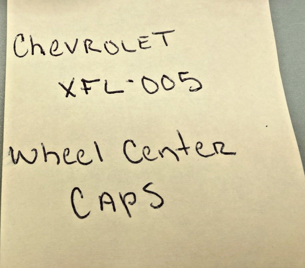 NEW CHEVROLET XFL-005 WHEEL CENTER CAPS 4 SILV/Gold ABS 2.25" 6 PRONG CHEV LOGO