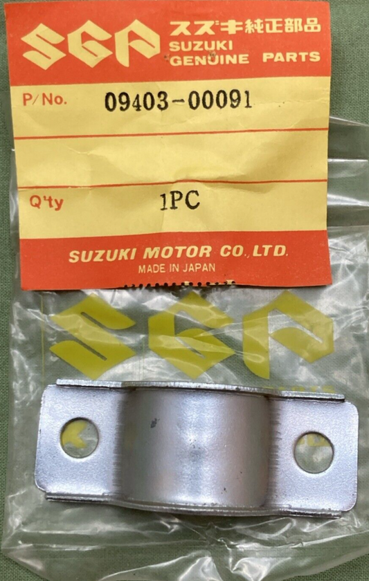NEW GENUINE SUZUKI 09403-00091 BAND BRACKET 1-3/8" LENGTH 7/8" WIDE 1/4" BOLT