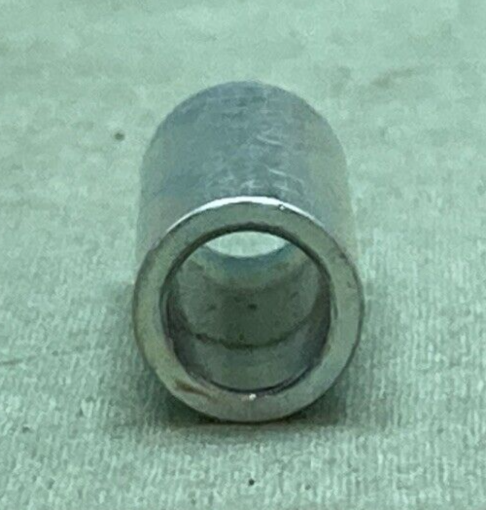 NEW GENIUNE SUZUKI 09180-06024 SPACER OIL TANK 6.8X10X27.5