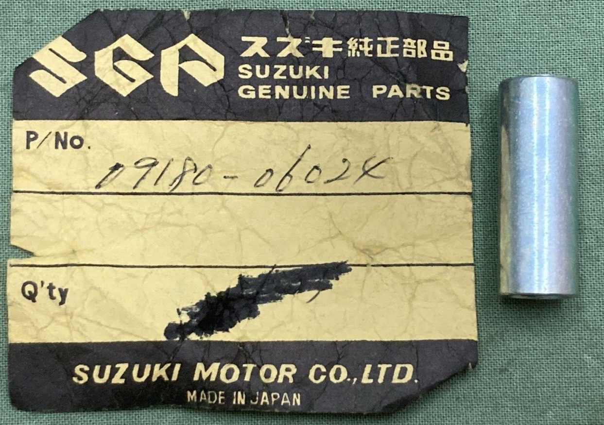 NEW GENIUNE SUZUKI 09180-06024 SPACER OIL TANK 6.8X10X27.5