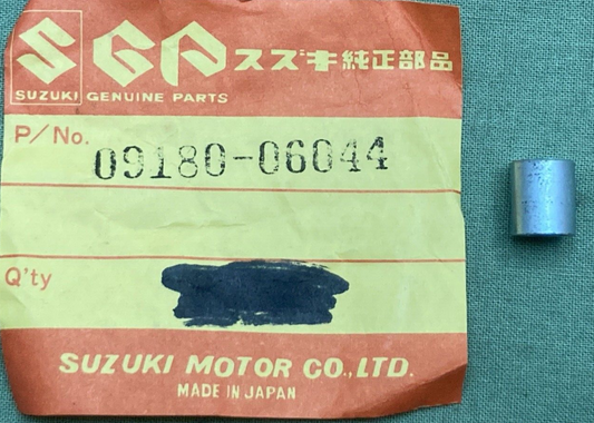 QTY 3 NEW GENUINE SUZUKI 09180-06044 SPACER FRAME COVER 6.1X8X9.5