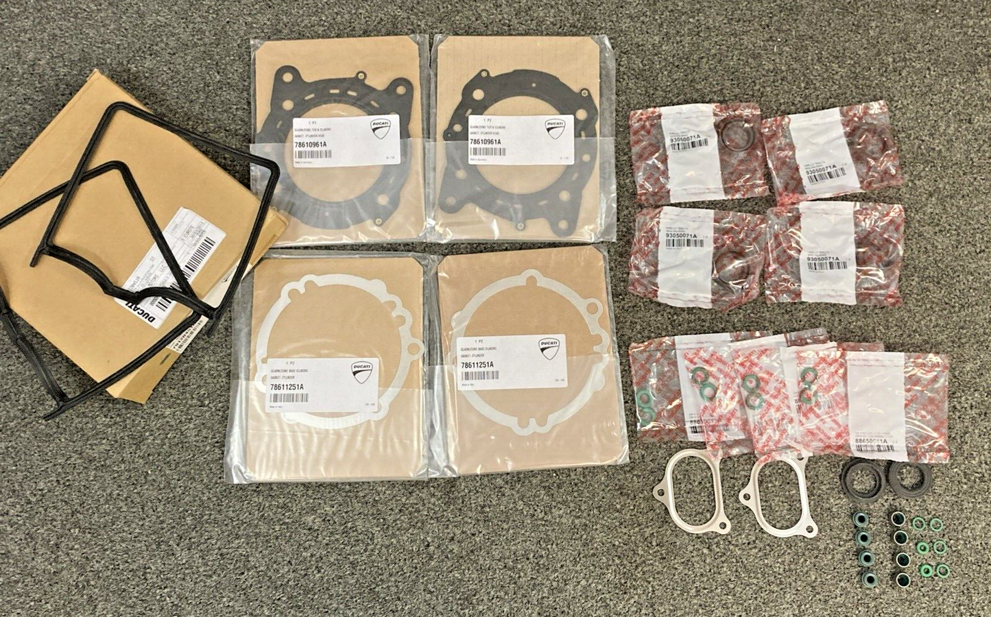NEW GENUINE DUCATI 79120451A HEAD-CYLINDER GASKETS SET