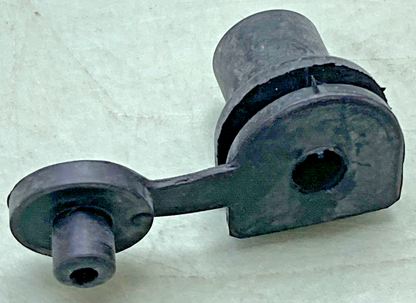 QTY 2 NEW GENUINE KAWASAKI 92071-057 GROMMET