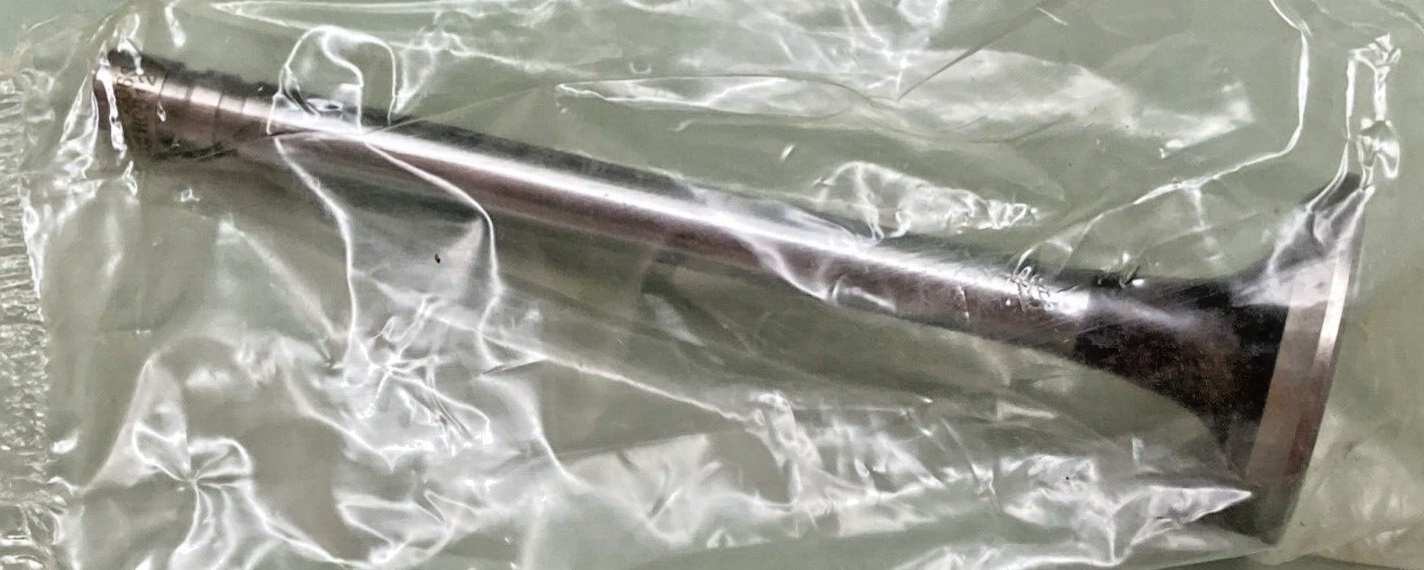 QTY2 NEW GENUINE SBI 01206S VALVES